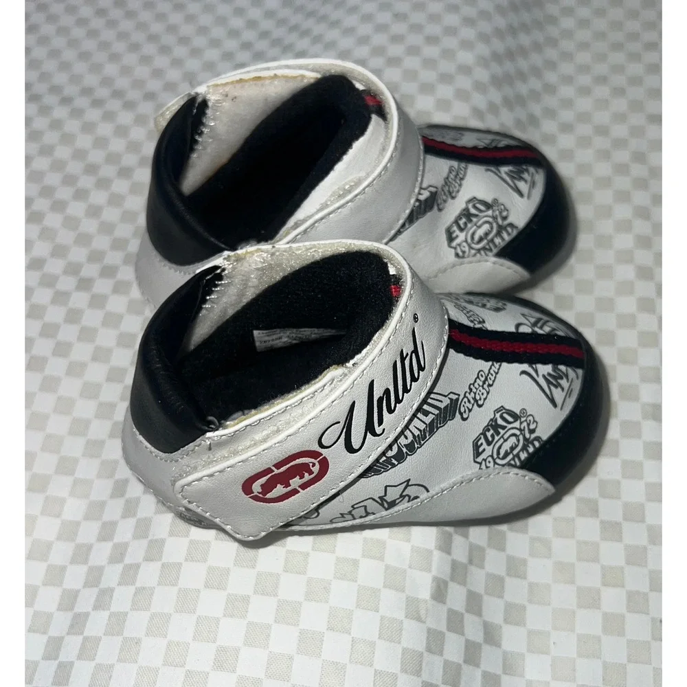 Ecko‎ Unltd Clout II Crib Shoes Baby Size 2 White Black Red Graffiti Sneakers